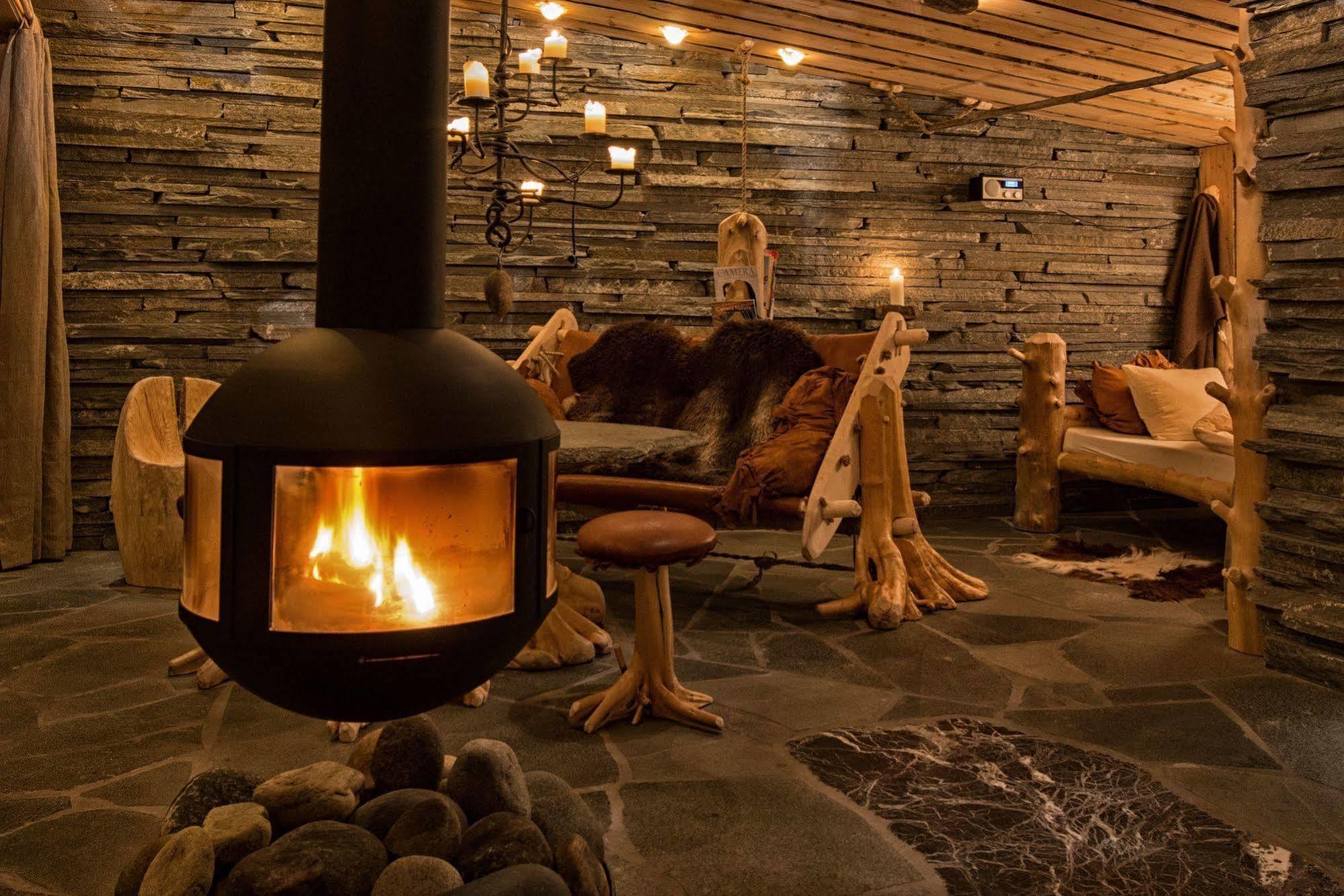 Engholm Husky Design Lodge カラショク エクステリア 写真